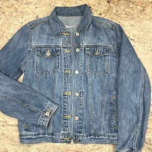GAP VINTAGE 1969 DENIM JACKET SIZE LARGE